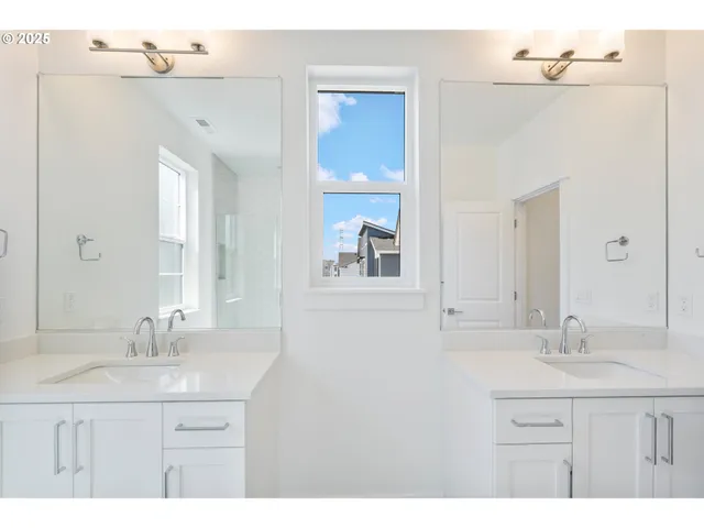 $774,000 | 16047 Northwest Holman Way, Unit L 59, Portland, OR 97229