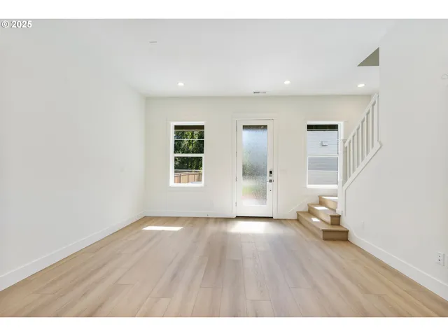 $774,000 | 16047 Northwest Holman Way, Unit L 59, Portland, OR 97229