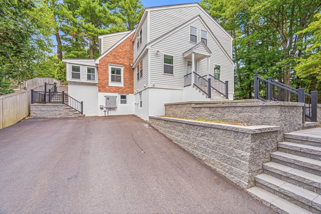 63 Russell Road Wellesley, MA 02482 - Photo 2 of 42