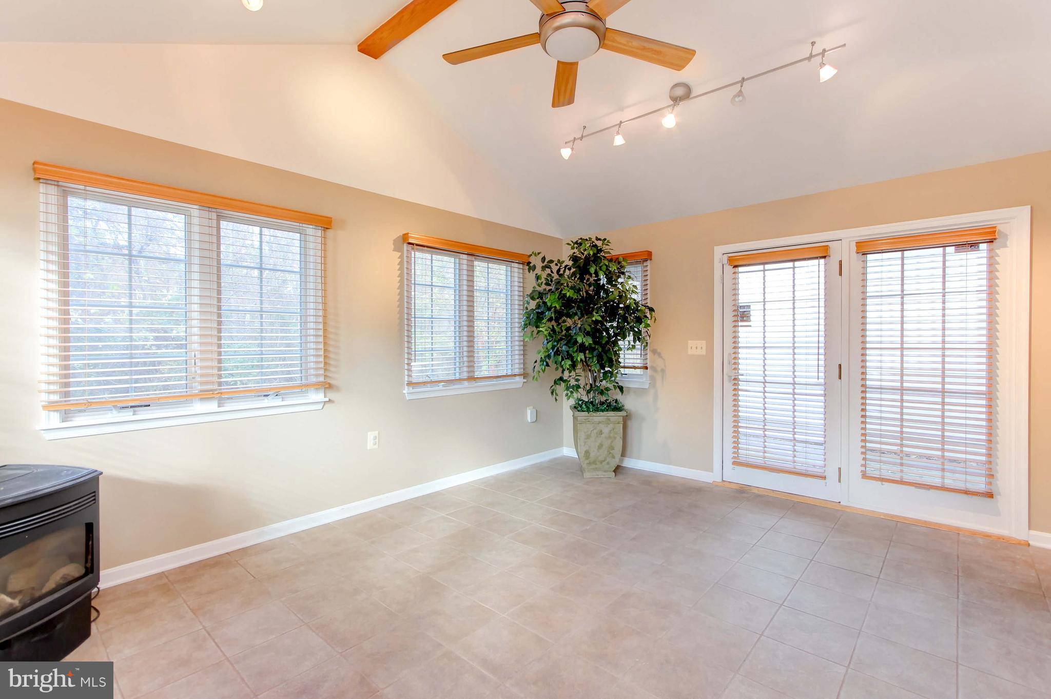 8927 Mayflower Road Baltimore, MD 21237 - Photo 14 of 42 Gallery Image 14