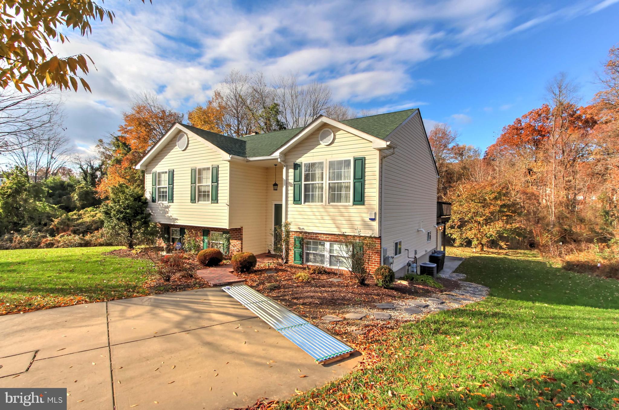 8927 Mayflower Road Baltimore, MD 21237 - Photo 8 of 42 Gallery Image 8