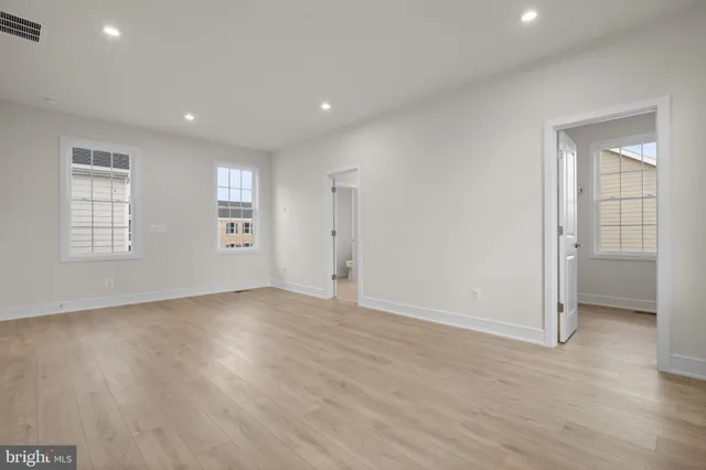 $715,169 | 1013 Captain Richards Court, Marshall, VA 20115