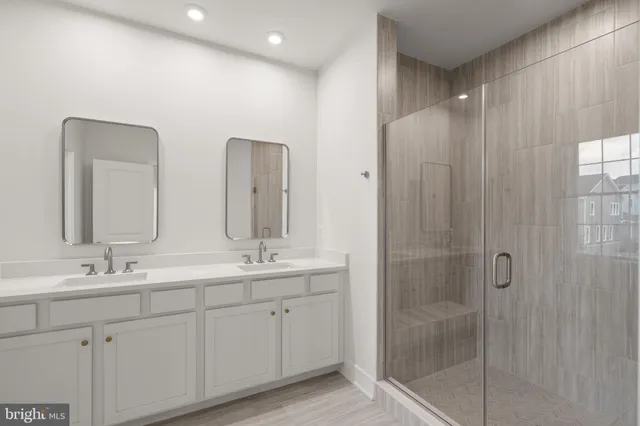 $715,169 | 1013 Captain Richards Court, Marshall, VA 20115