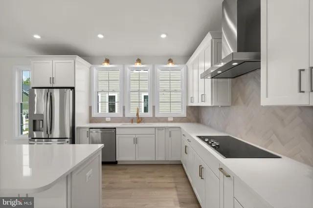 $715,169 | 1013 Captain Richards Court, Marshall, VA 20115