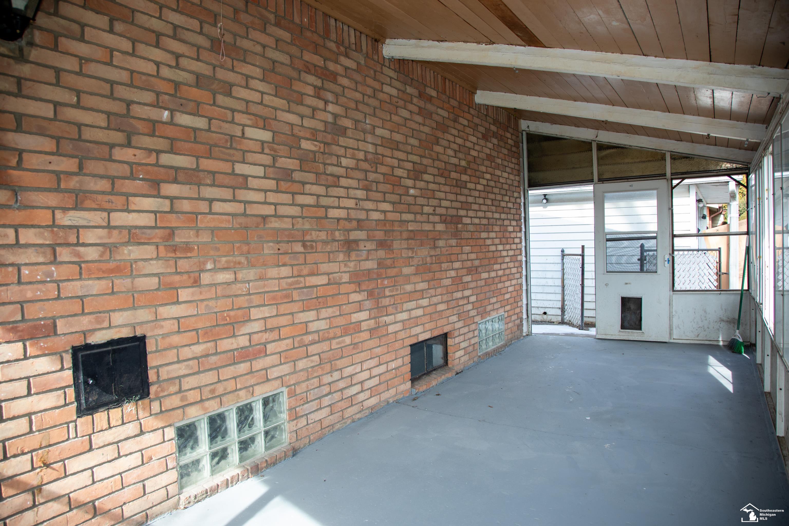 33618 Warren Road Westland, MI 48185 - Photo 9 of 47