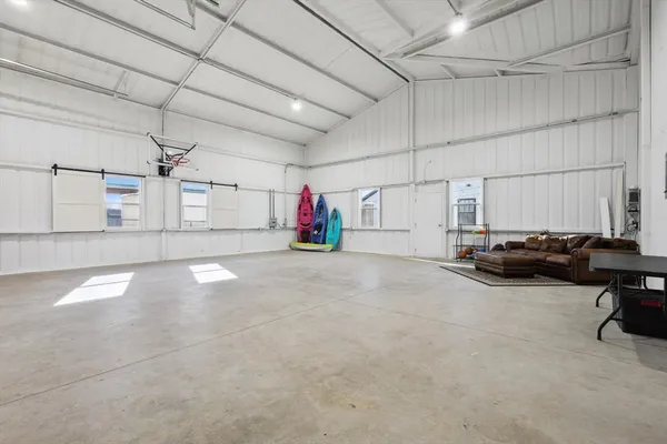 $1,949,000 | 413 Hoot Avenue, Graford, TX 76449