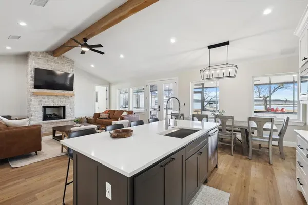 $1,949,000 | 413 Hoot Avenue, Graford, TX 76449