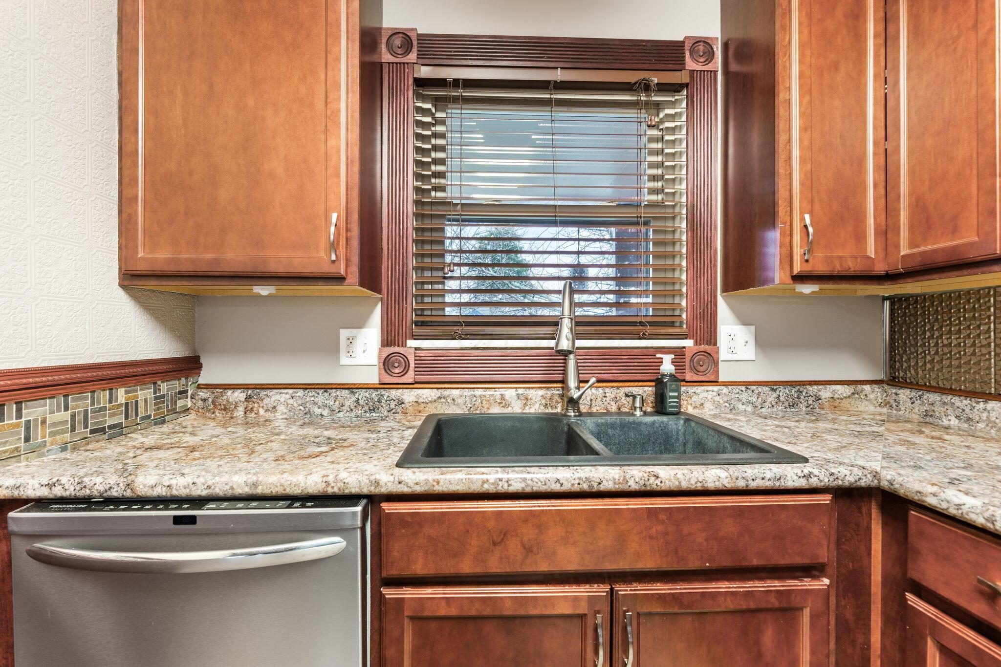 761 Ross Road Columbus, OH 43213 - Photo 20 of 78 761 Ross Road (Interior)-13
