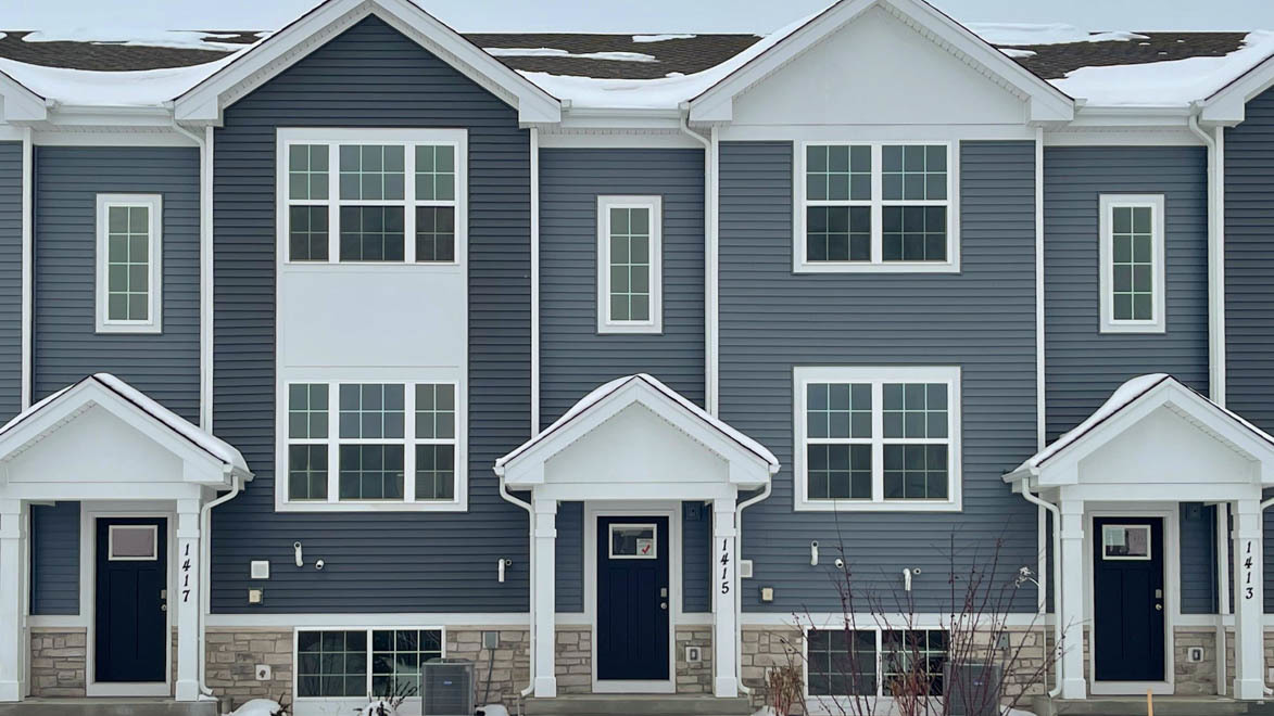 1415 Oakfield Lane Pingree Grove, IL 60140 - Photo 1 of 50