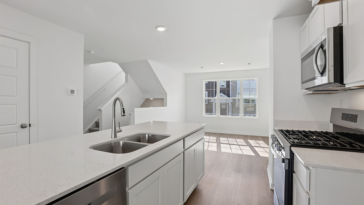 1415 Oakfield Lane Pingree Grove, IL 60140 - Photo 10 of 50