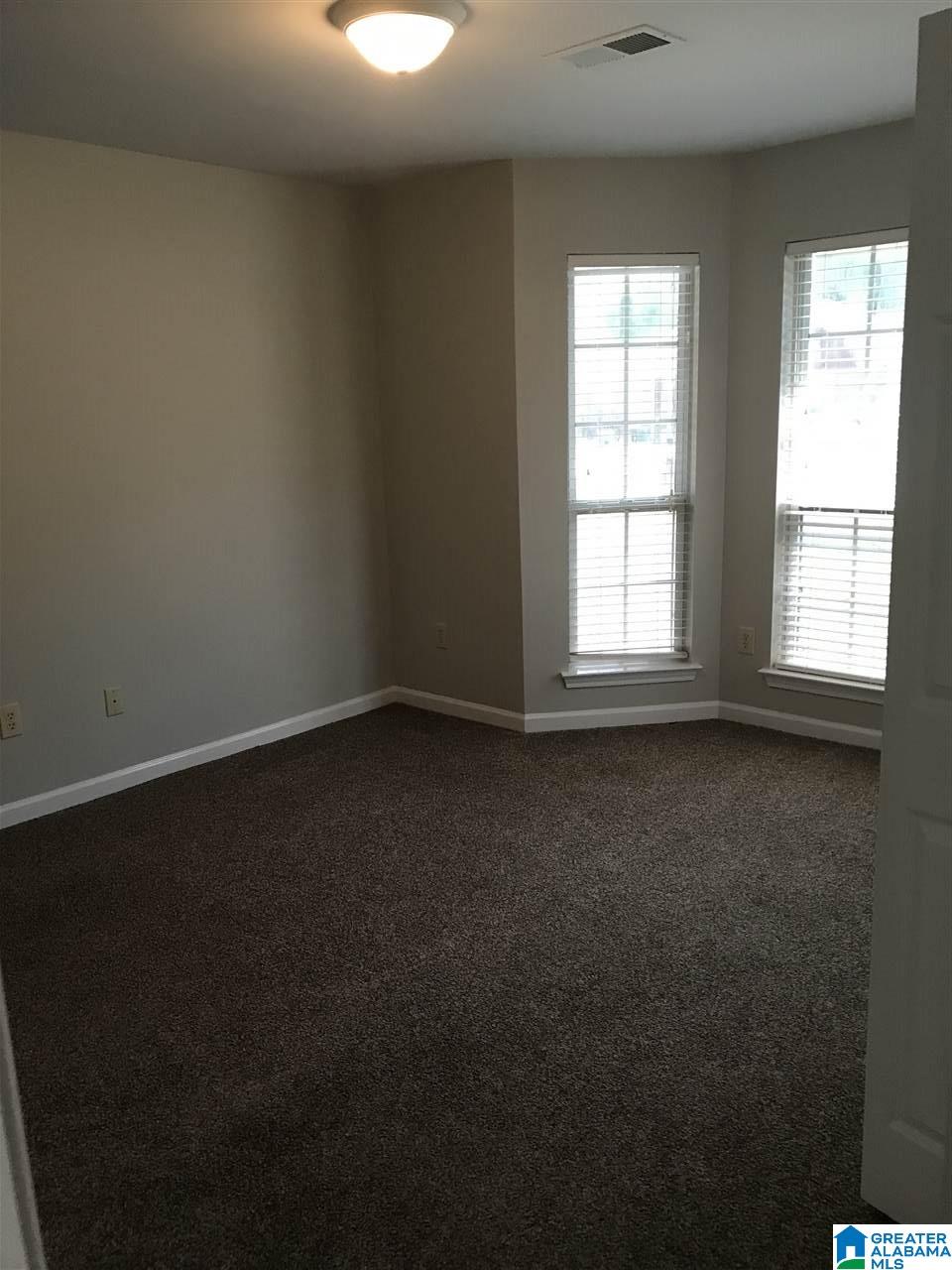 1040 Georgetown Lane Birmingham, AL 35217 - Photo 8 of 20
