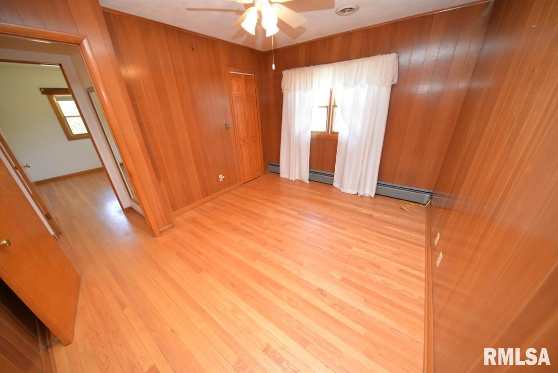 11455 East Richview Road Mount Vernon, IL 62864 - Photo 31 of 37 a view of an empty room