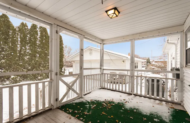 $295,000 | 8331 West 102nd Place, Palos Hills, IL 60465