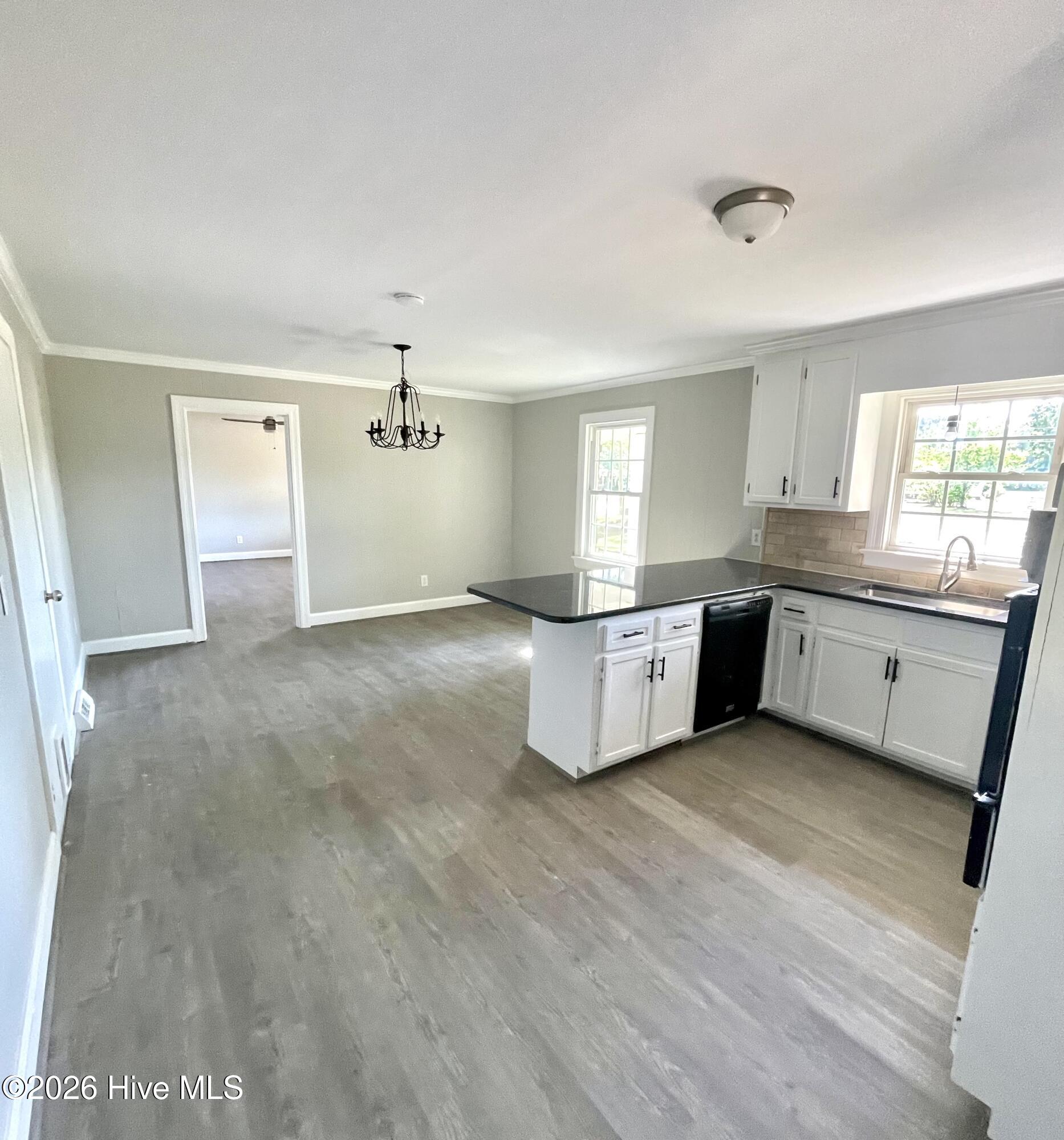 7511 Bakertown Road East Macclesfield, NC 27852 - Photo 7 of 15 Eat-in Kitchen