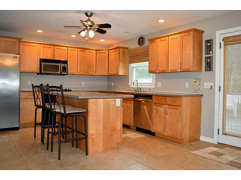 57 Boiling Spring Avenue Westerly, RI 02891 - Photo 8 of 25 Kitchen.