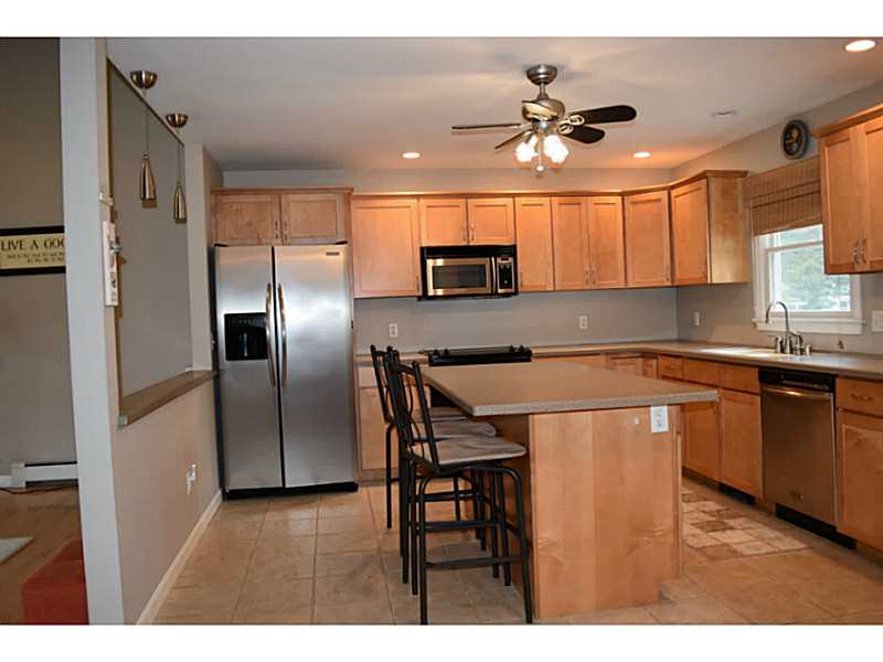 57 Boiling Spring Avenue Westerly, RI 02891 - Photo 9 of 25 Kitchen.