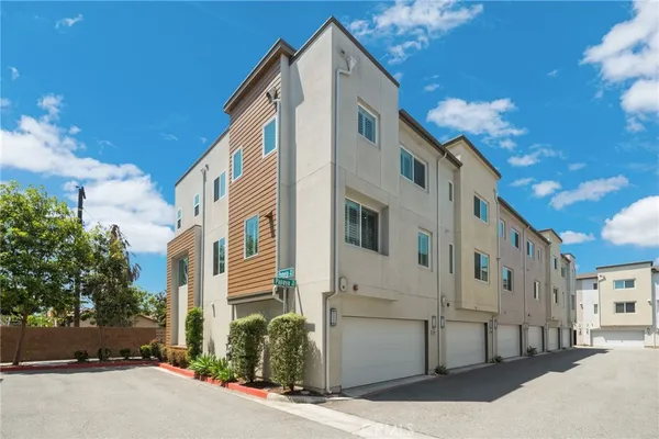 $849,000 | 14428 Papaya Lane, Unit 1, Gardena, CA 90247