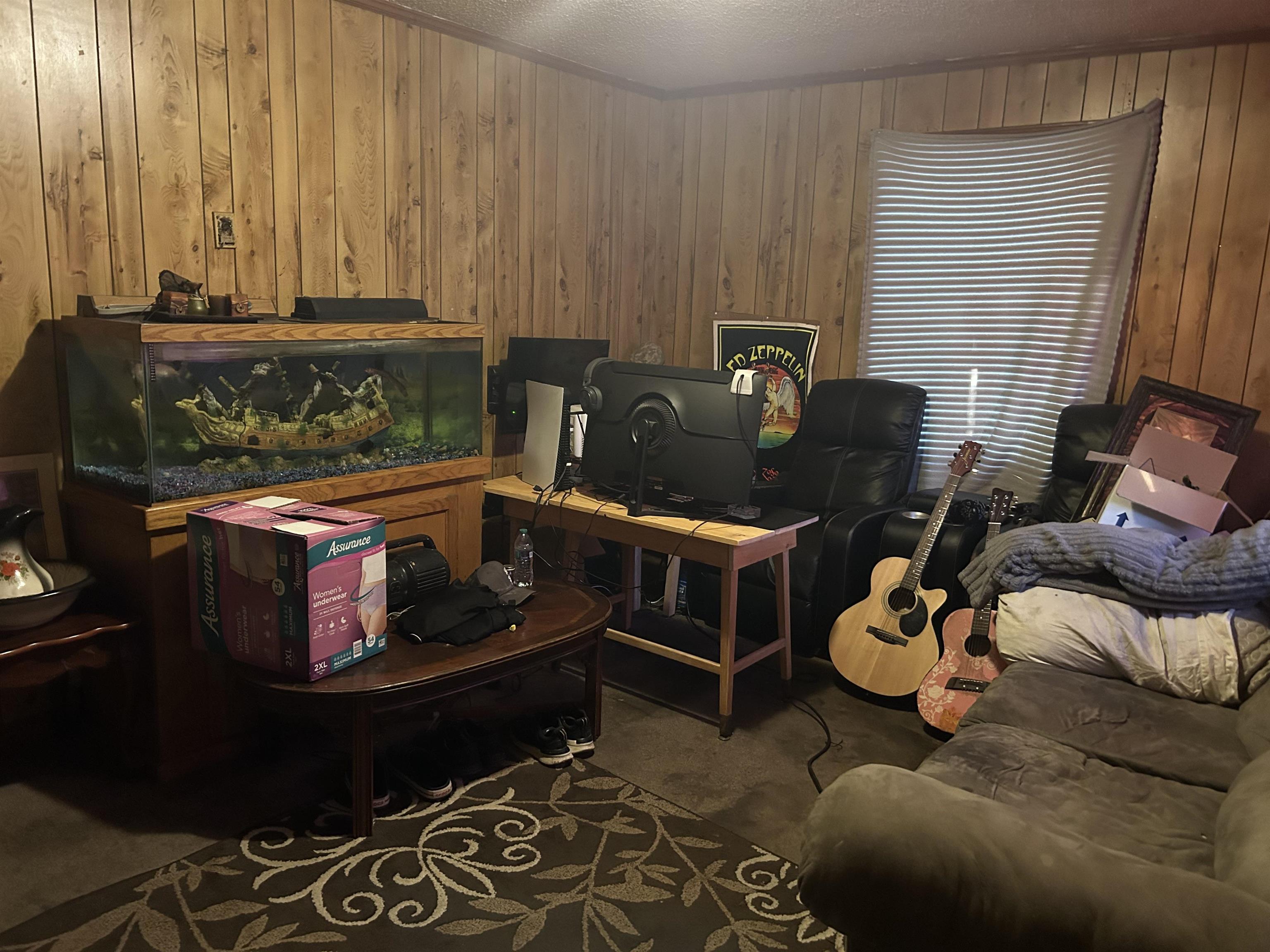 3125 Plainview Road Henderson, TN 38340 - Photo 4 of 9 a living room with furniture