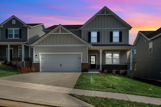 $549,990 | 1023 Lionheart Drive, Hermitage, TN 37076