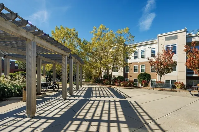 $2,706 | 30 Mill Street, Unit 218, Arlington, MA 02476