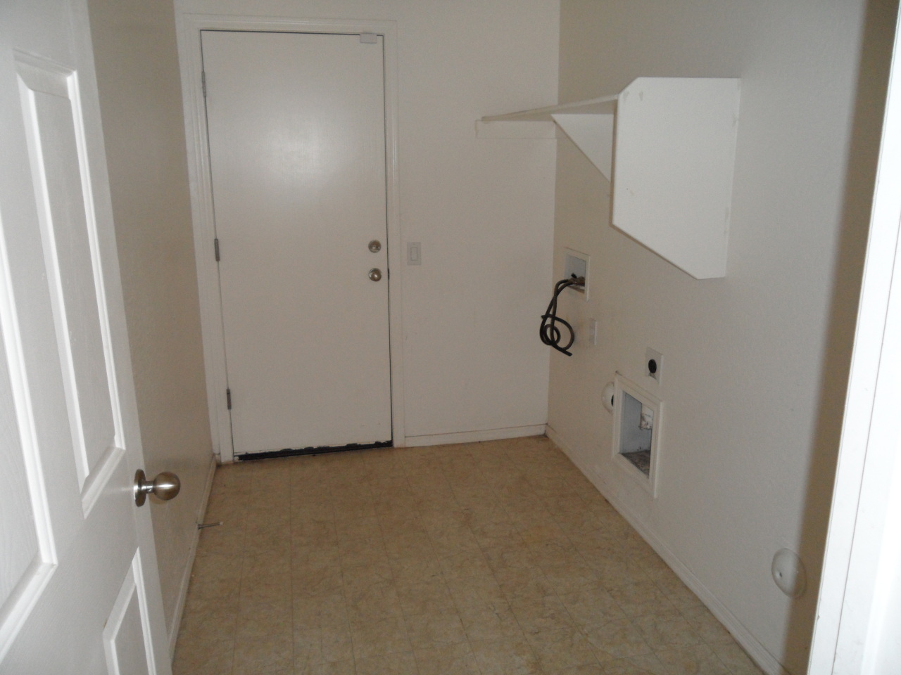 5205 West Apollo Road Laveen, AZ 85339 - Photo 8 of 20 Listing Photo