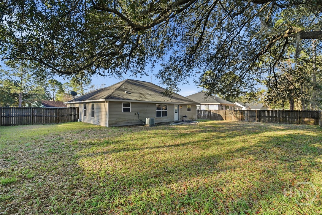 929 Pineland Avenue Hinesville, GA 31313 - Photo 3 of 3