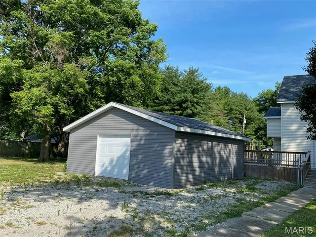 $124,500 | 201 North Vine Street, Nokomis, IL 62075