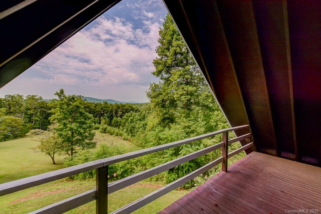 1446 Summer Road Hendersonville, NC 28792 - Photo 23 of 36 Gallery Image 23