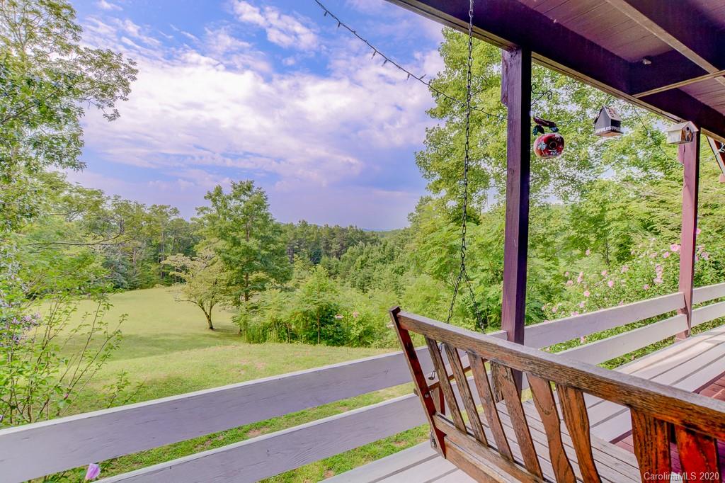 1446 Summer Road Hendersonville, NC 28792 - Photo 25 of 36 Gallery Image 25