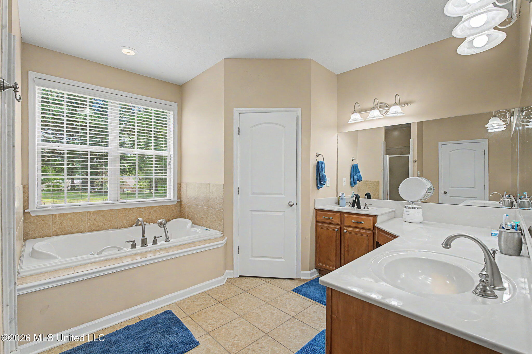 8980 Kerri Ruth Road Hernando, MS 38632 - Photo 15 of 32 16-web-or-mls-8980 Kerri Ruth Rd-15