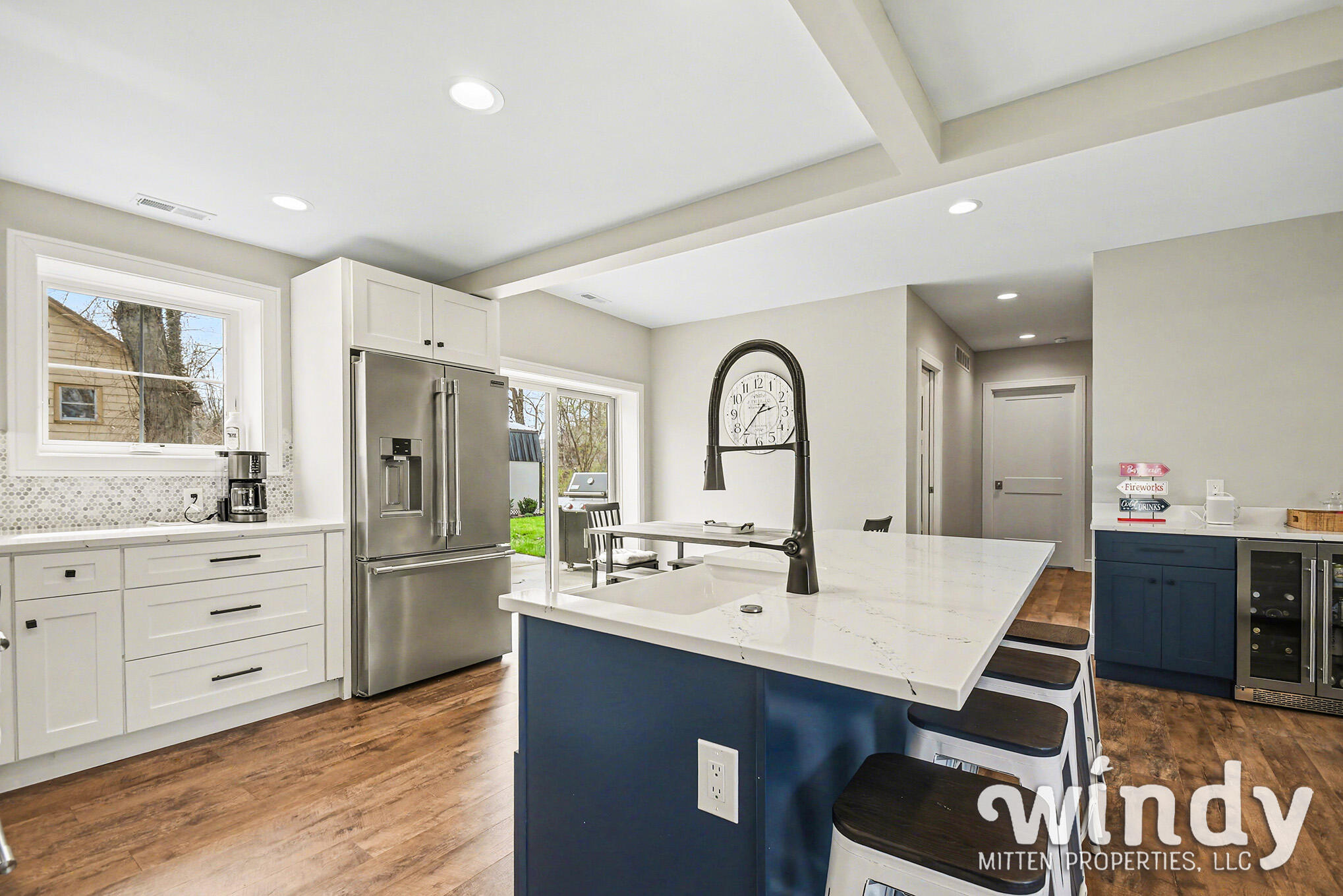 8274 Pokagon Road Watervliet, MI 49098 - Photo 12 of 45 DSC_6694