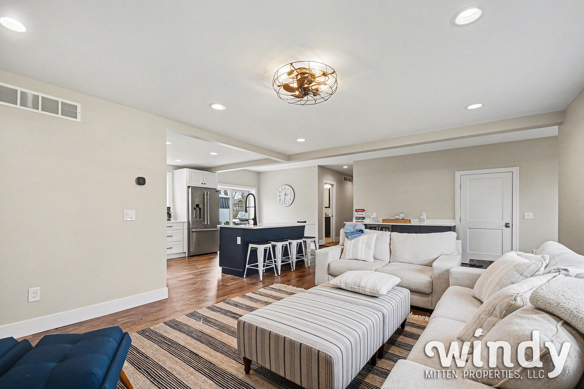 8274 Pokagon Road Watervliet, MI 49098 - Photo 6 of 45 DSC_6619