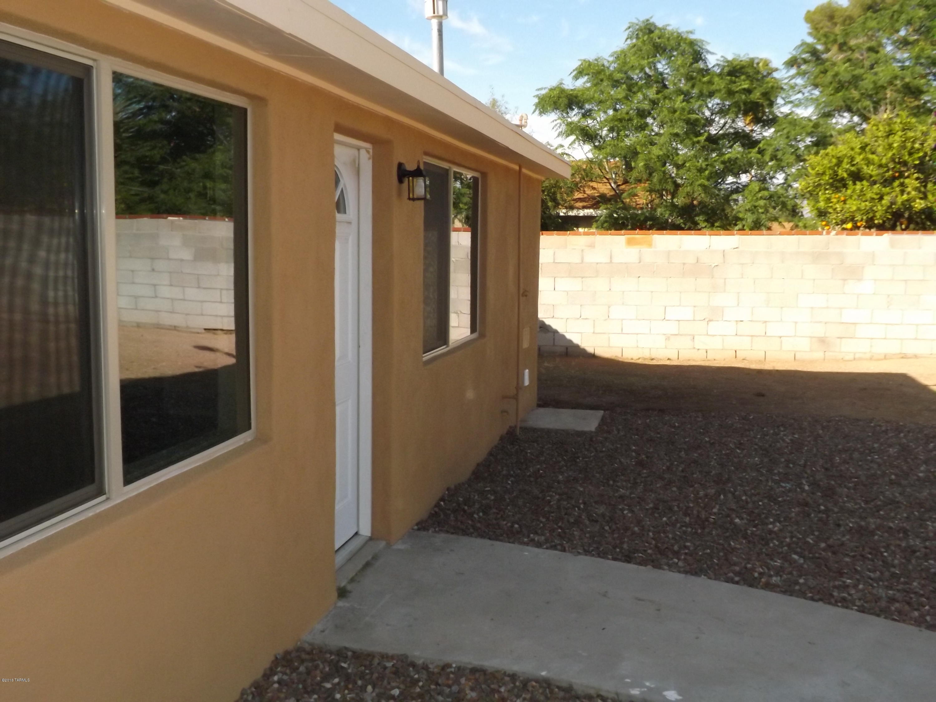 2235 South Miramonte Stravenue Tucson, AZ 85713 - Photo 32 of 34