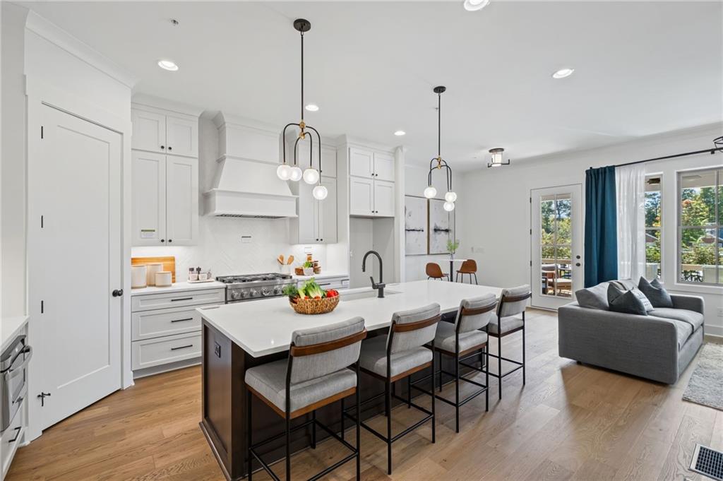 3440 Commander Cove Suwanee, GA 30024 - Photo 13 of 48