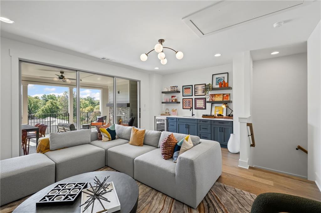 3440 Commander Cove Suwanee, GA 30024 - Photo 28 of 48