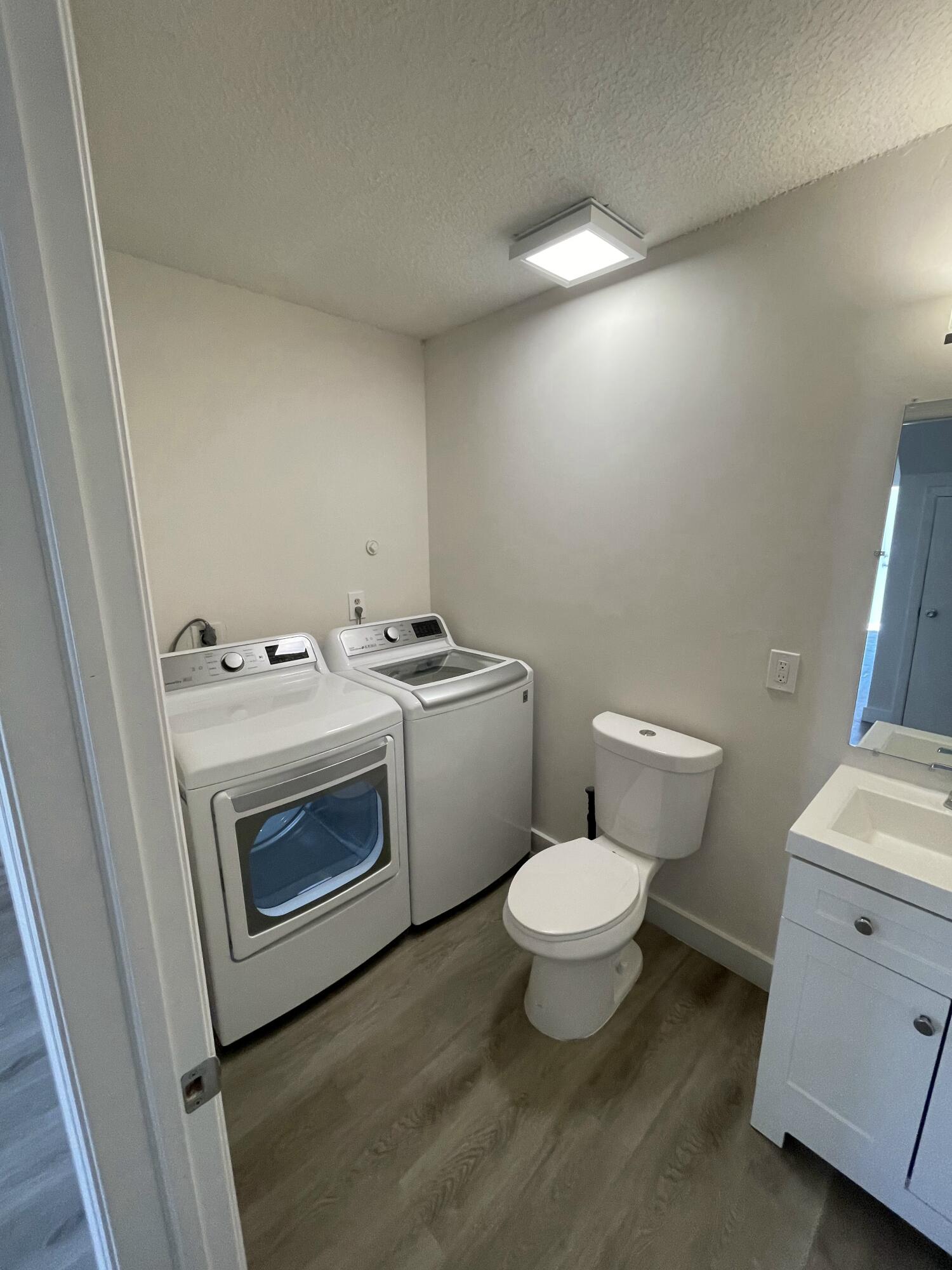 4303 Inlet Circle Greenacres, FL 33463 - Photo 10 of 24 49449F5F-1298-4140-86A7-84FA42BD8E2F
