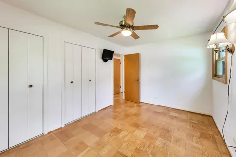 $389,900 | 241 Brookhaven Drive, Elk Grove Village, IL 60007