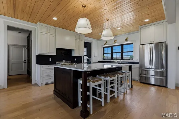 $1,000,000 | 111 Kentucky Derby Drive, Foristell, MO 63348