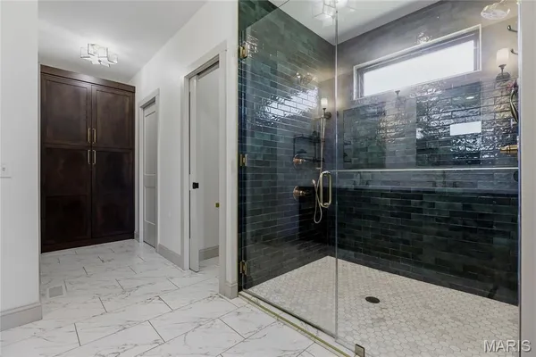 $1,000,000 | 111 Kentucky Derby Drive, Foristell, MO 63348