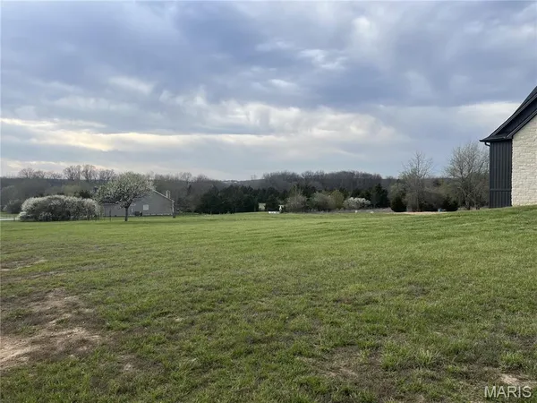 $1,000,000 | 111 Kentucky Derby Drive, Foristell, MO 63348