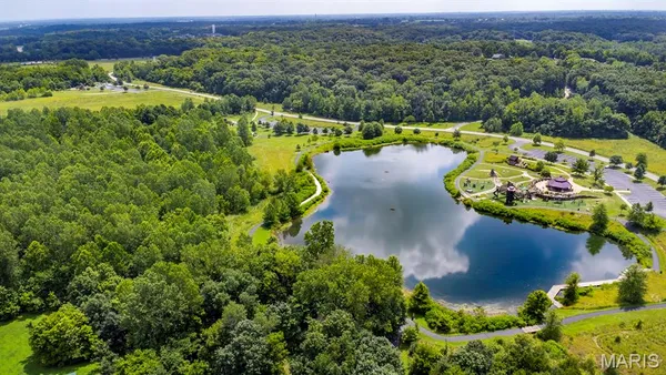 $1,000,000 | 111 Kentucky Derby Drive, Foristell, MO 63348