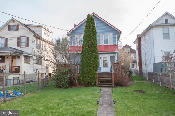 $139,500 | 29 East Milford Street, Mount Union, PA 17066