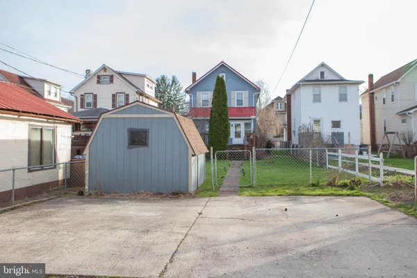 $139,500 | 29 East Milford Street, Mount Union, PA 17066