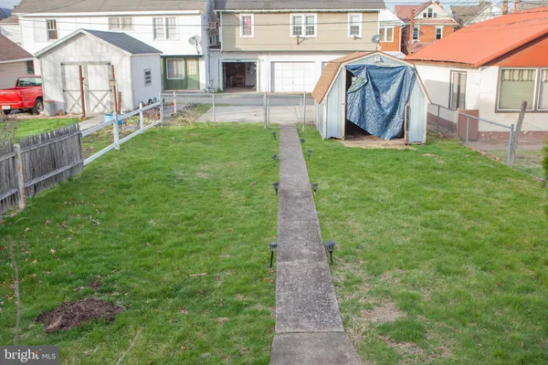 $139,500 | 29 East Milford Street, Mount Union, PA 17066