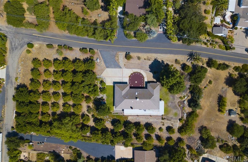 9875 Rocky Ridge Road Escondido, CA 92026 - Photo 2 of 19 Gallery Image 2
