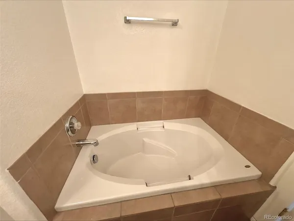 $2,350 | 2234 Meadowlark Lane, Pueblo, CO 81008