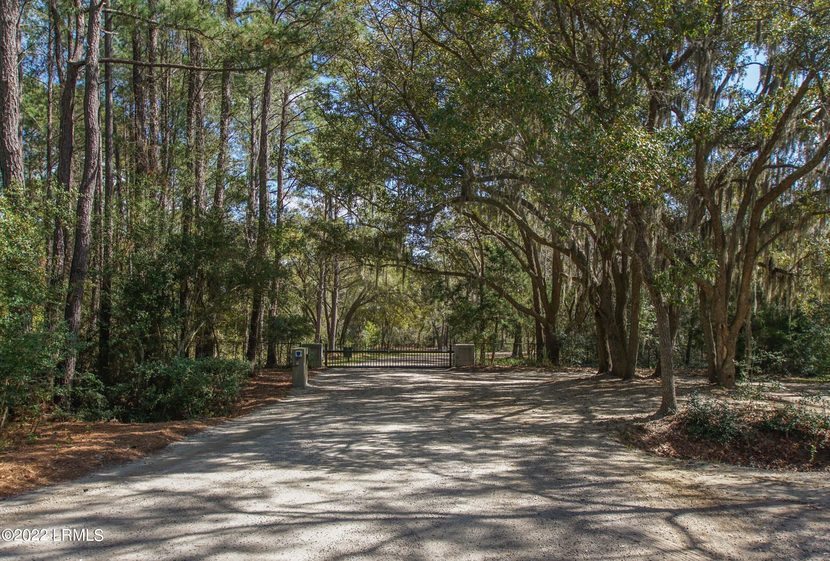 52 Old Smugglers Wharf Road St. Helena Island, SC 29920 - Photo 12 of 24 DSC07926-1.jpg-SMALL