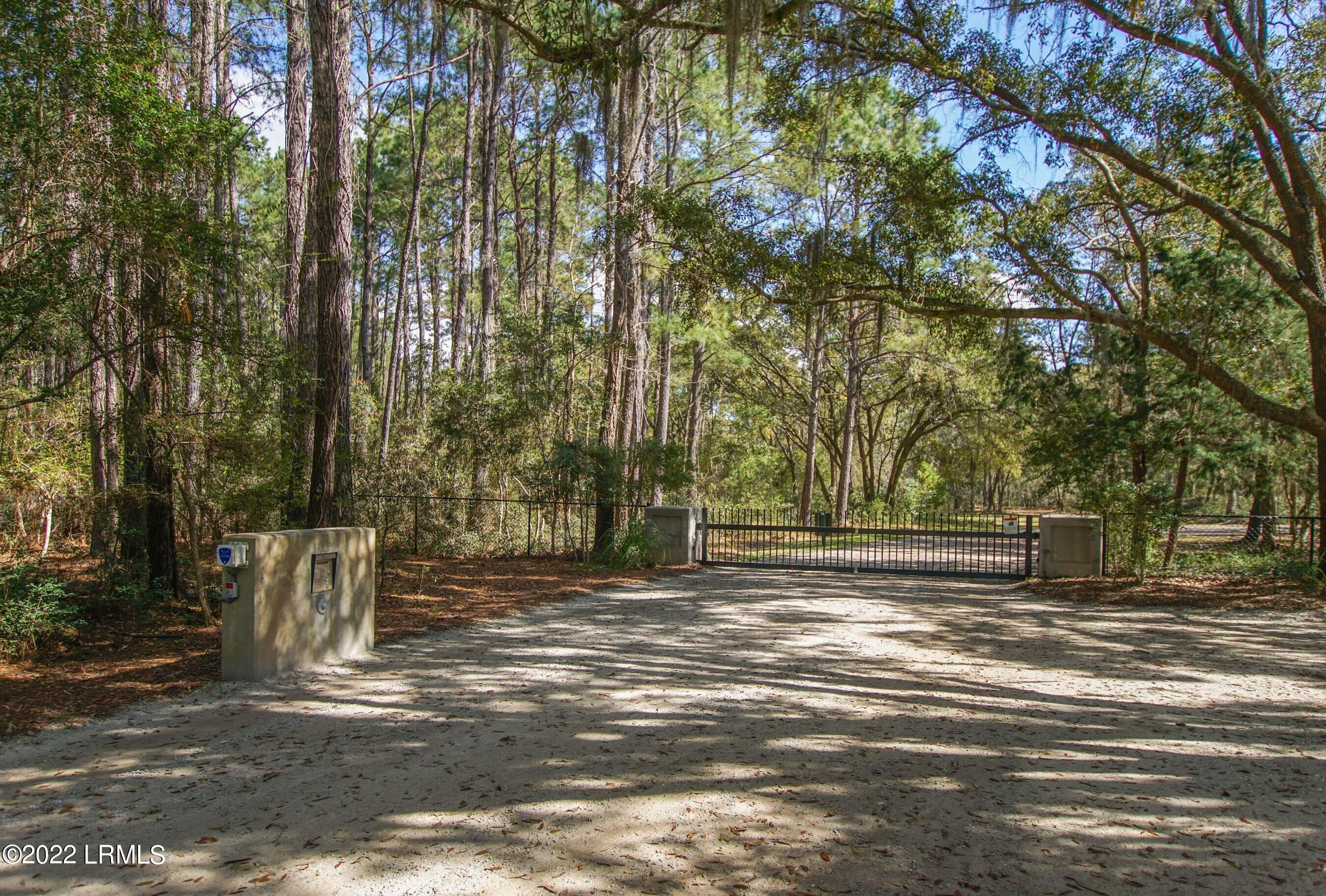 52 Old Smugglers Wharf Road St. Helena Island, SC 29920 - Photo 13 of 24 DSC07927-1.jpg-SMALL