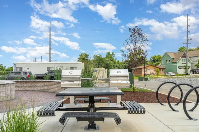 $595,000 | 832 42nd Avenue North, Nashville, TN 37209