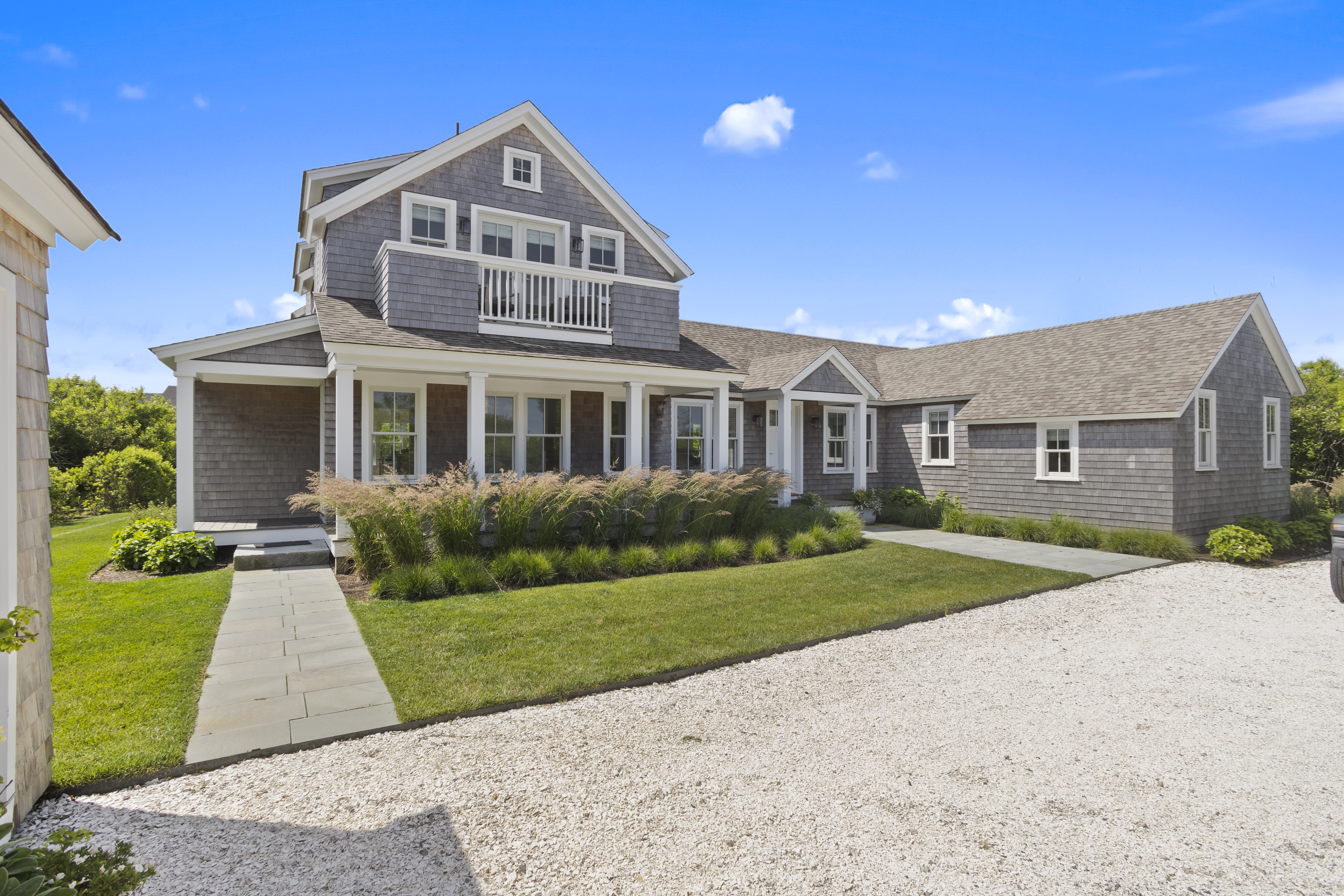 10 Starbuck Road Nantucket, MA 02554 - Photo 1 of 47 Gallery Image 1